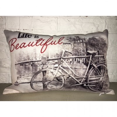 Coussin,  Life is Beautiful